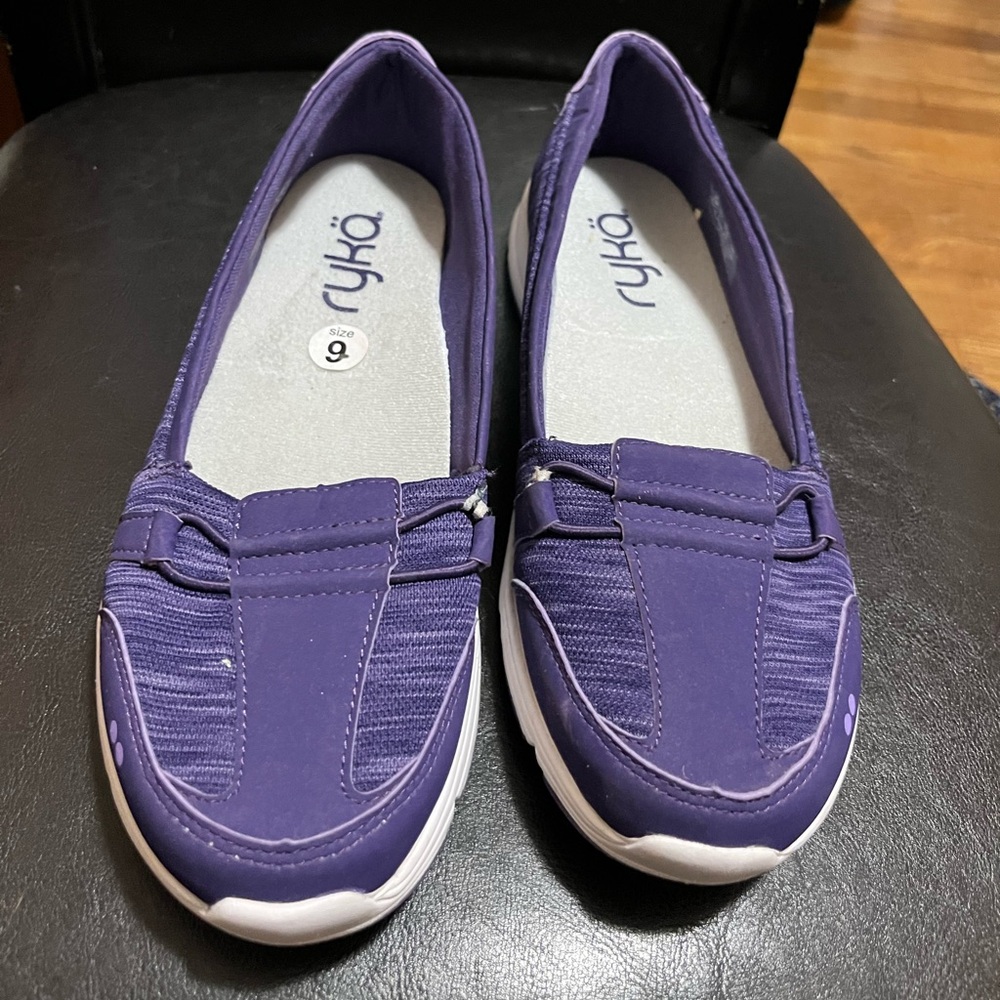Women’s Size 9 Ryka Purple Slip on Shoes Nwot